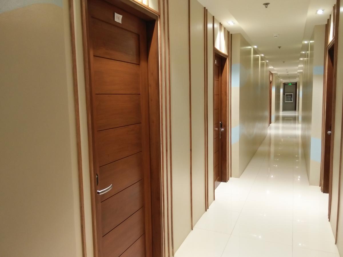 Win Hotel & Casino Talisay (Cebu) Exterior foto